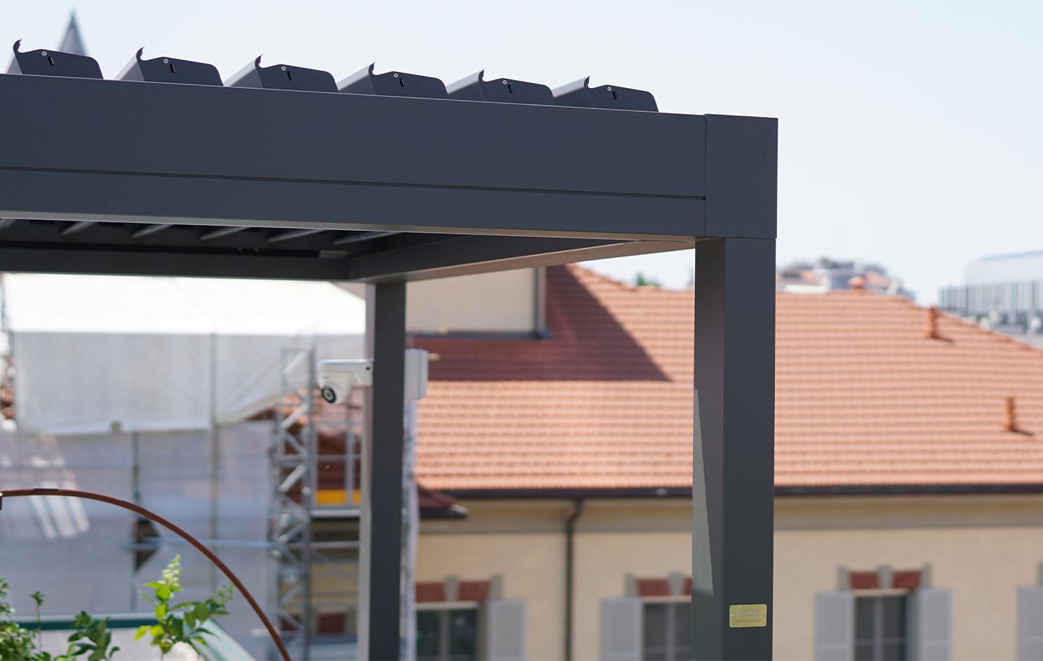 elunapiena_agapanto terrace_bioclimatic pergolas